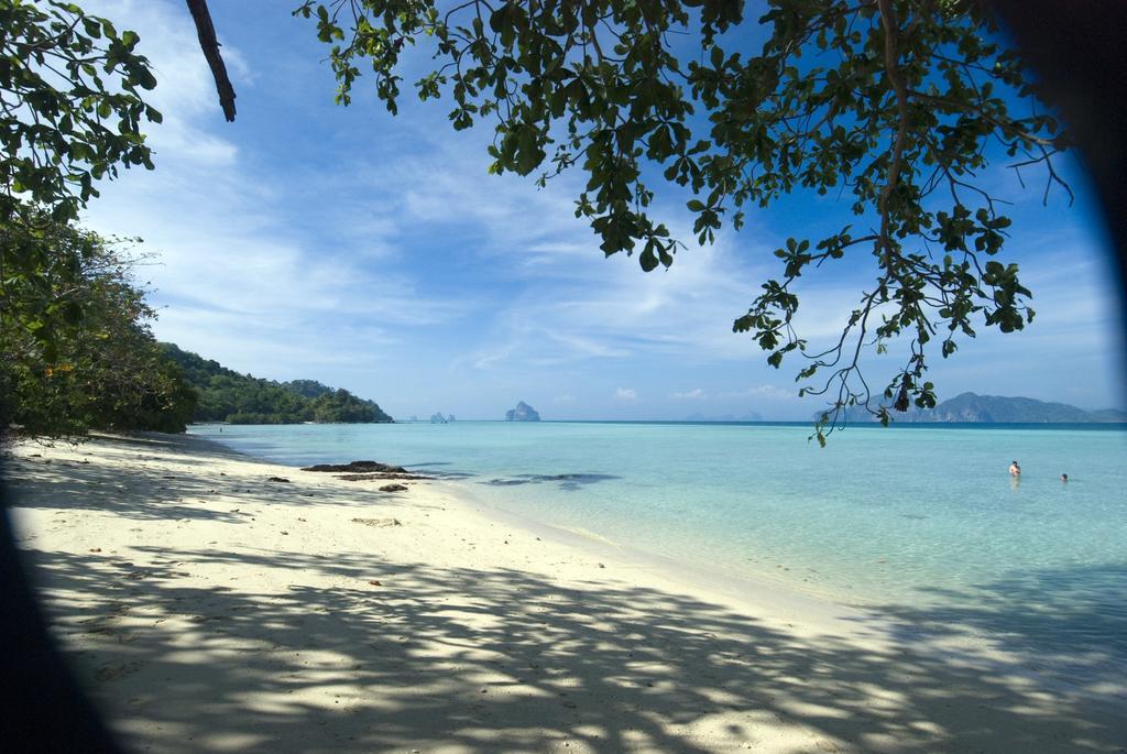 Coral Garden Resort Koh Kradan Exteriör bild