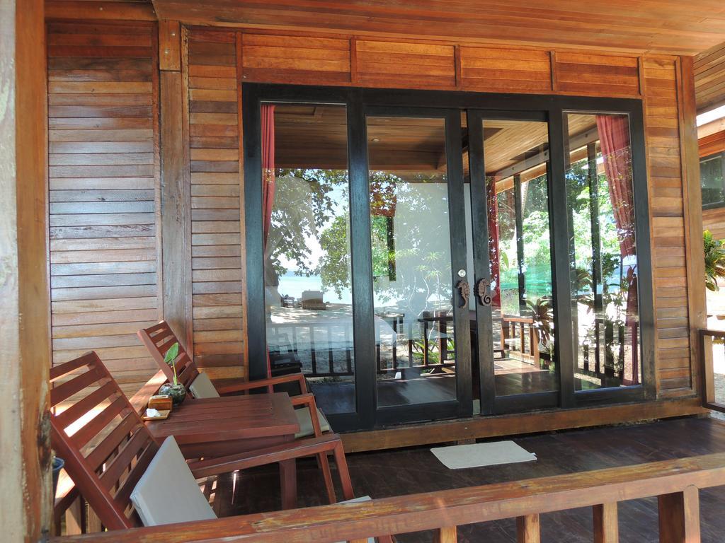 Coral Garden Resort Koh Kradan Exteriör bild