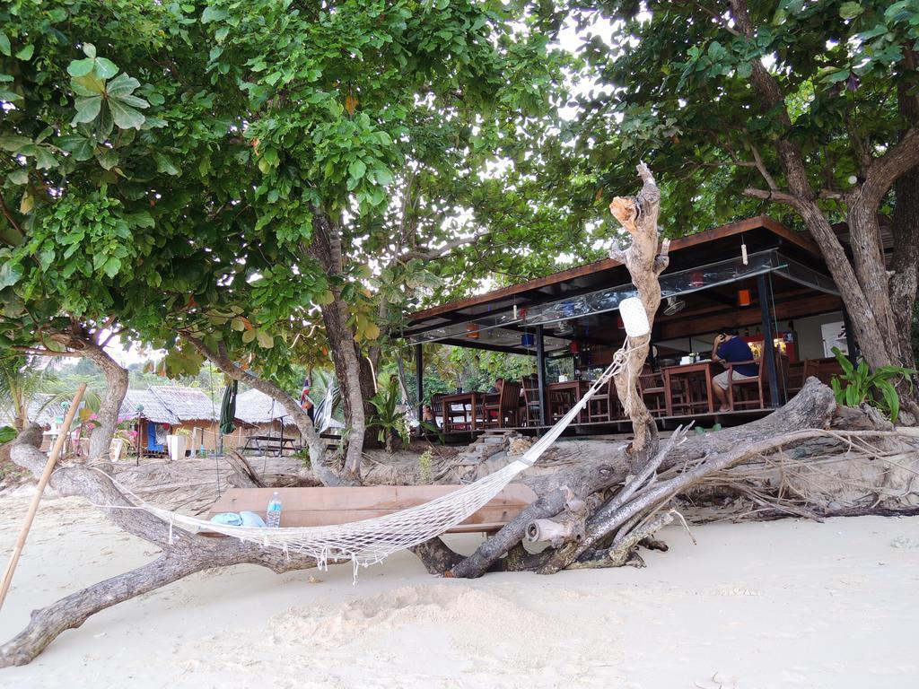 Coral Garden Resort Koh Kradan Exteriör bild